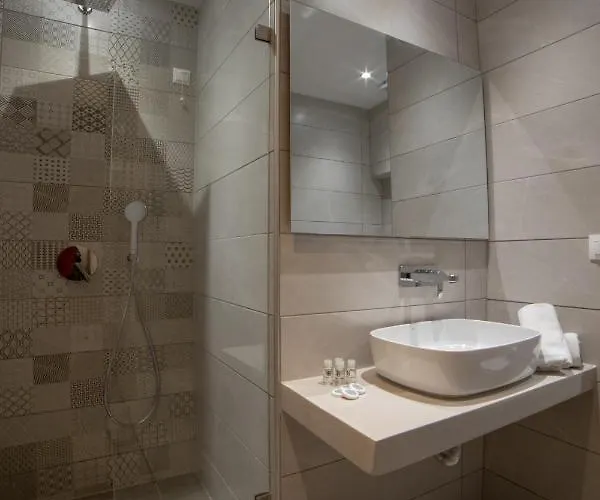 Hotell Aphrodite & 2*